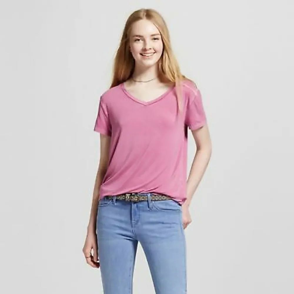 Mossimo Super Soft Pink V Neck Tee sz Small